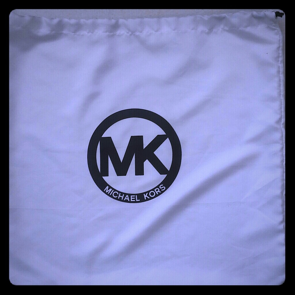 STILL AVAILABLE COPY- Michael Kors LARGE DUSTBAG